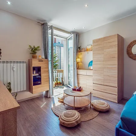 Apartament The Middle One Διαμέρισμα *